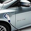 Ford unleashes new wave of vehicles and technologies at the Geneva Motor Show, Ford Focus Electric.